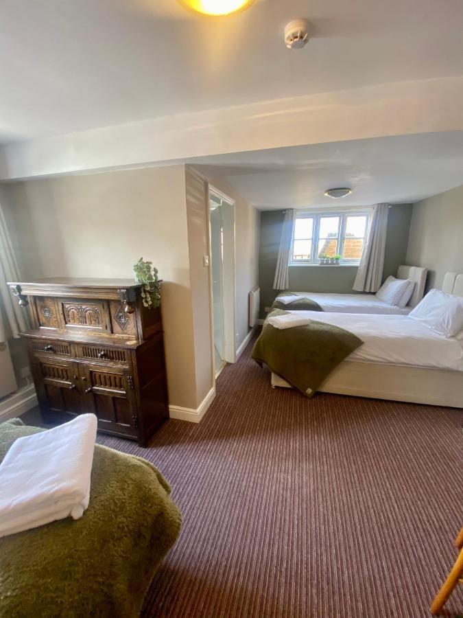 The Unicorn Inn Newton Solney ภายนอก รูปภาพ
