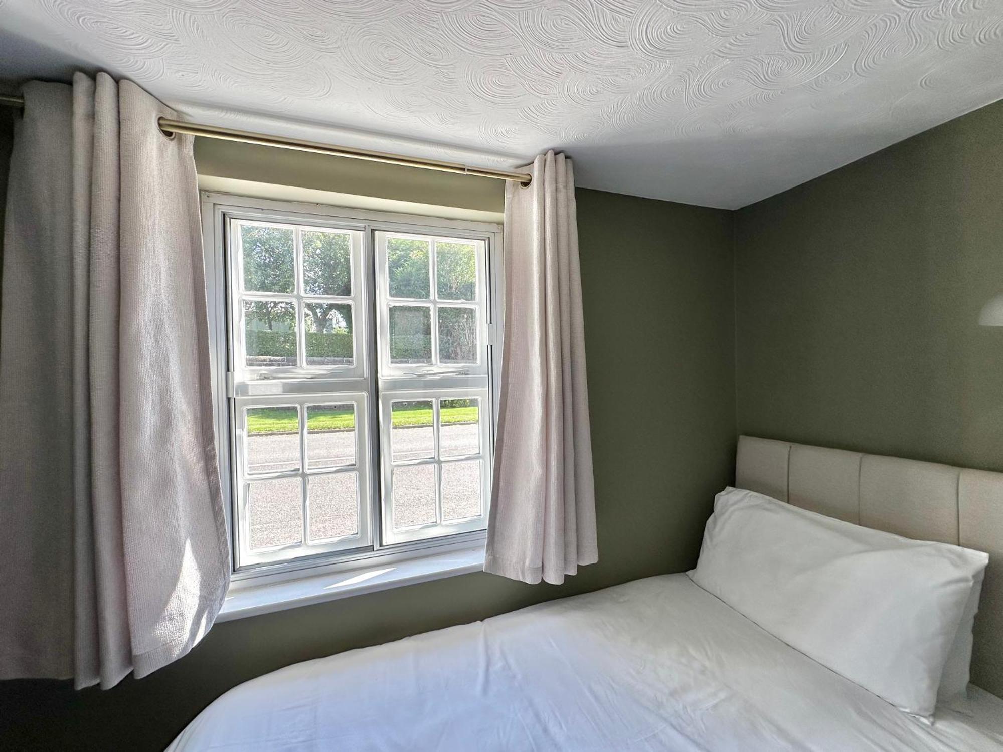 The Unicorn Inn Newton Solney ห้อง รูปภาพ